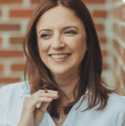 Why an Agency Might be the Right Path for You with Kelly Reynolds